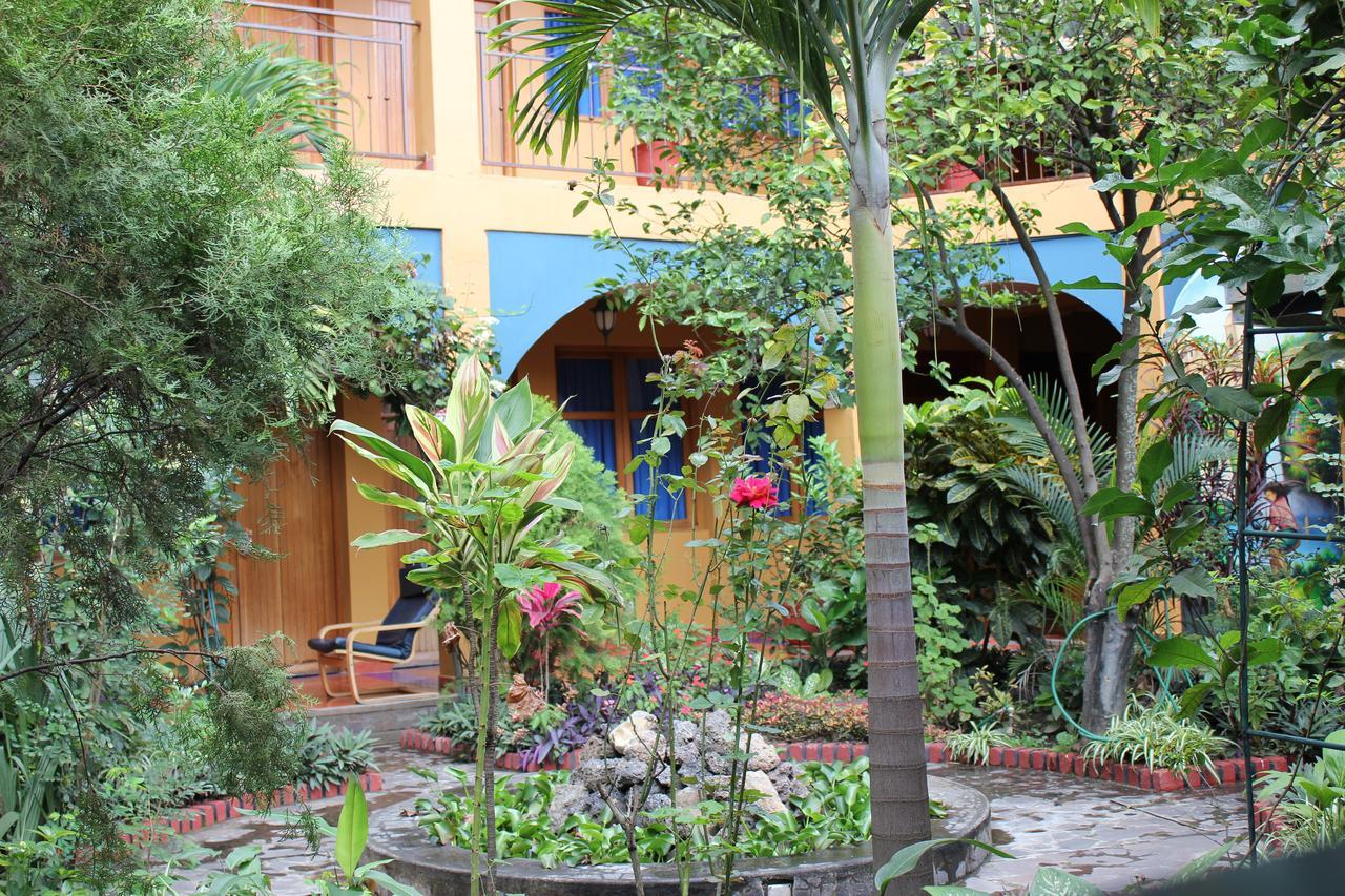 Hotel Los Arcos Esteli Exterior photo