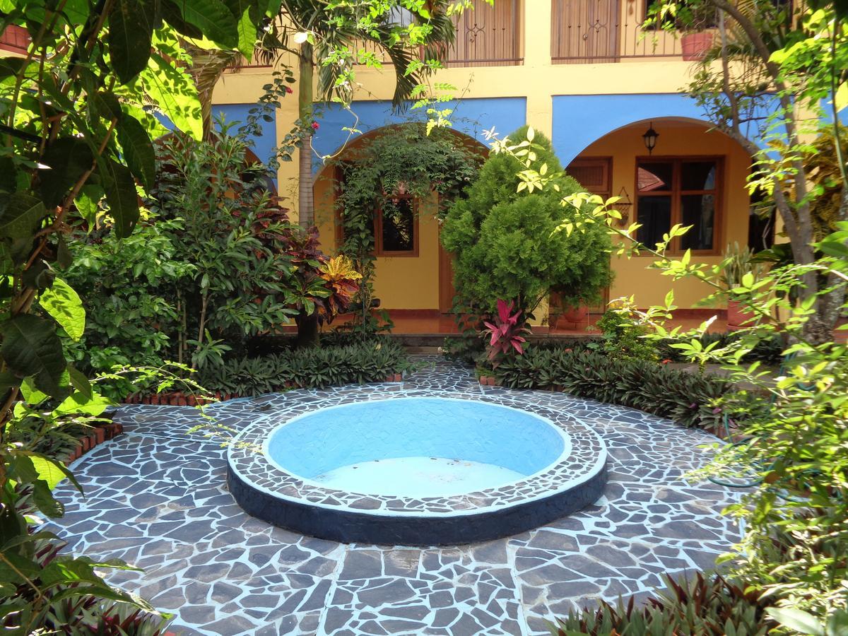 Hotel Los Arcos Esteli Exterior photo