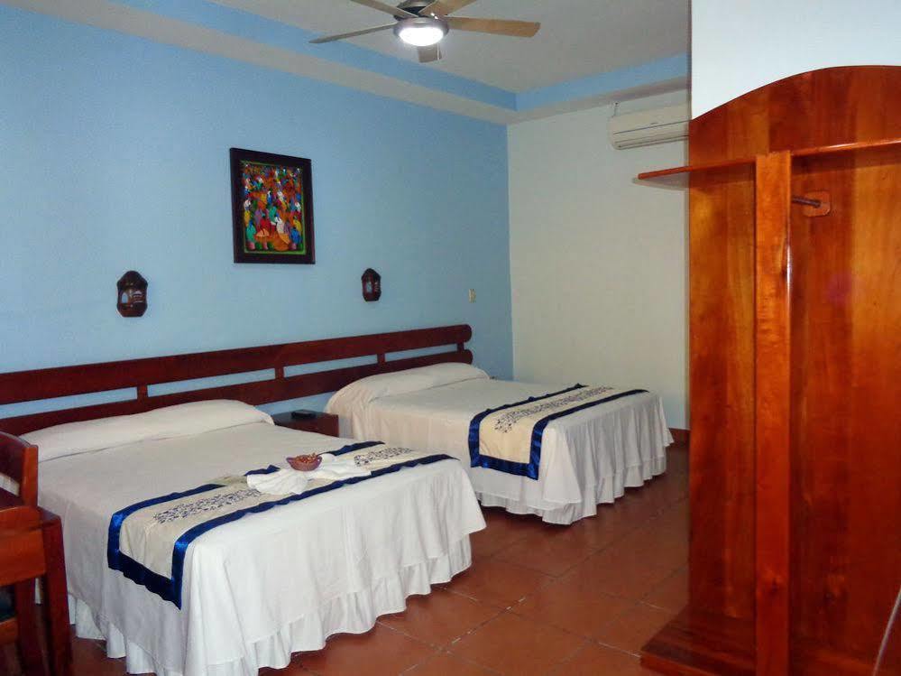 Hotel Los Arcos Esteli Exterior photo