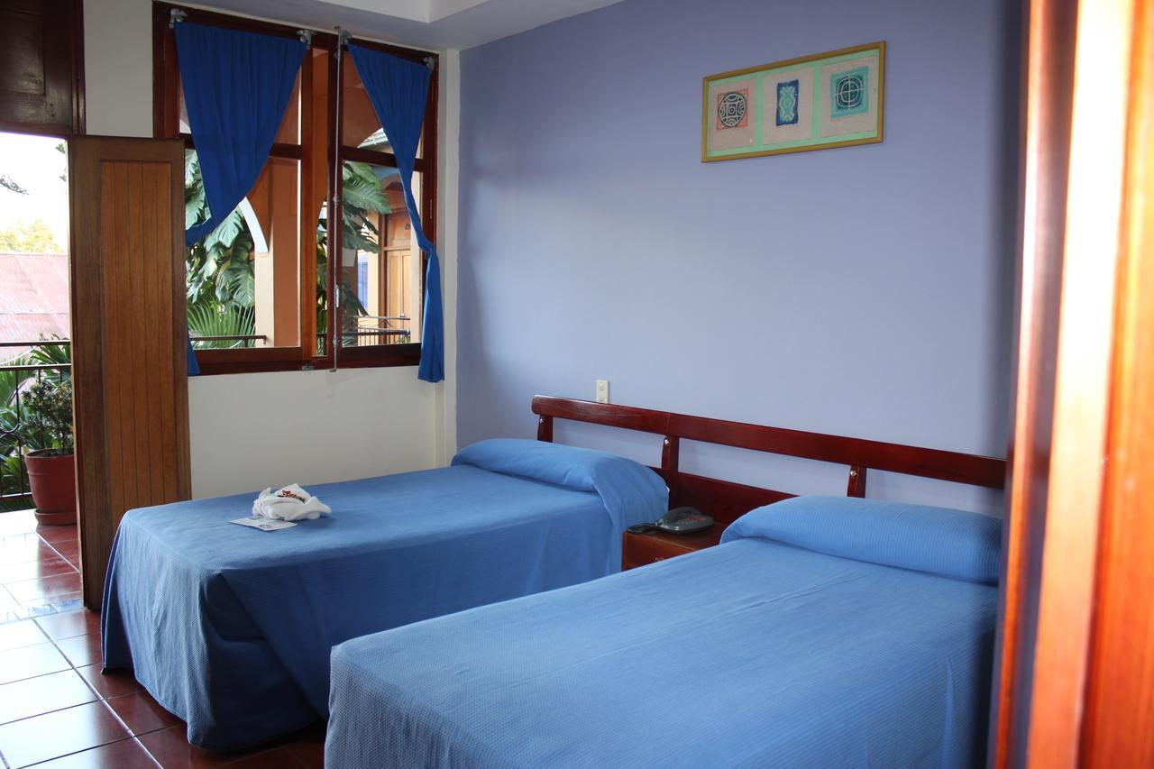 Hotel Los Arcos Esteli Room photo